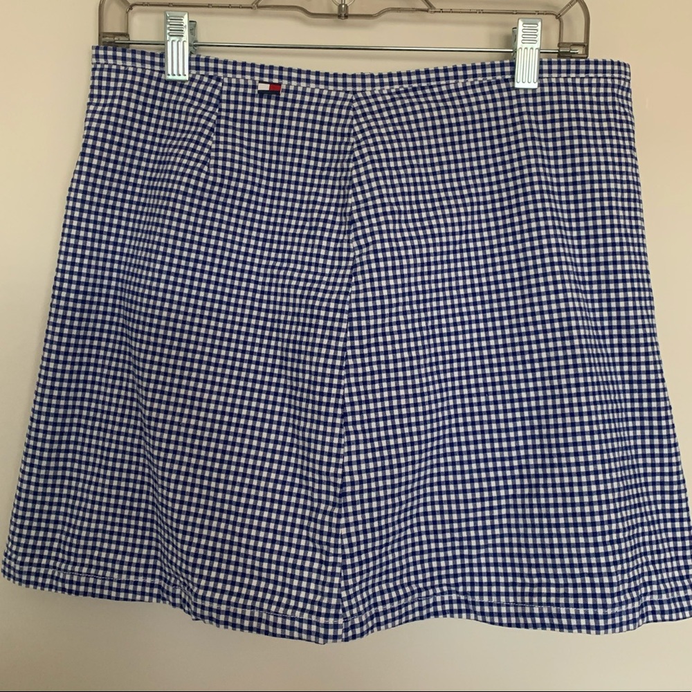 Trendy Tommy Hilfiger gingham mini skirt